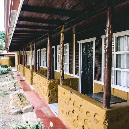 Cabinas El Prado San Isidro De El General ภายนอก รูปภาพ