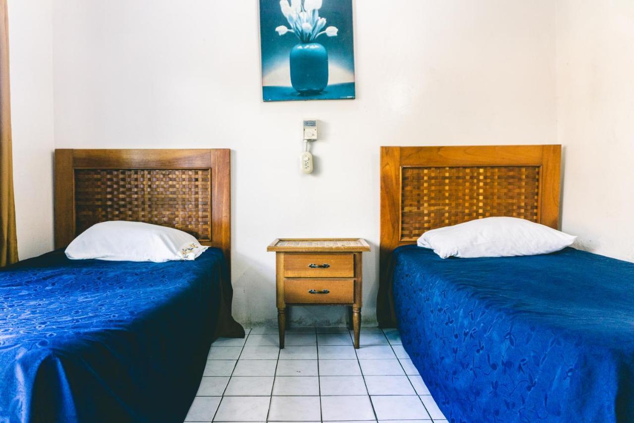 Cabinas El Prado San Isidro De El General ภายนอก รูปภาพ