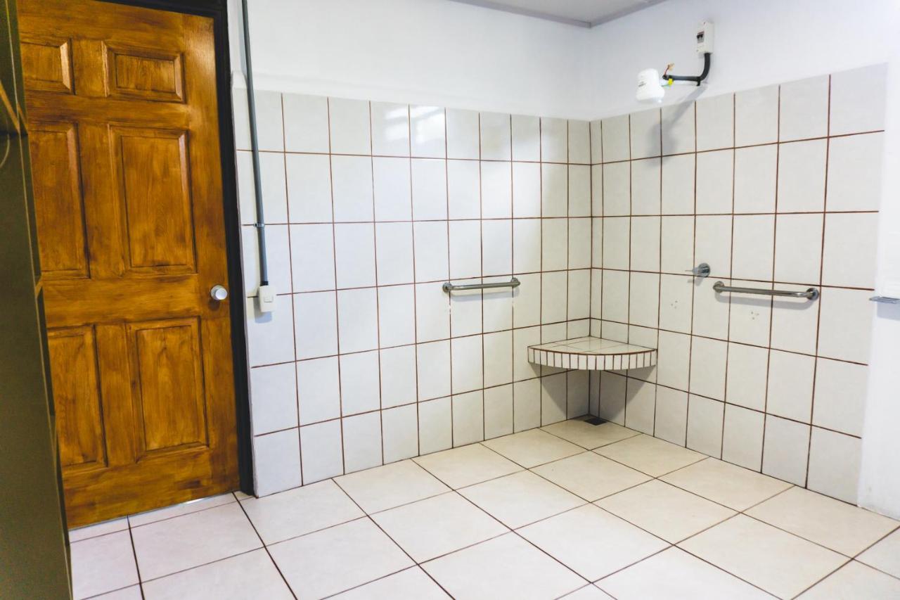 Cabinas El Prado San Isidro De El General ภายนอก รูปภาพ